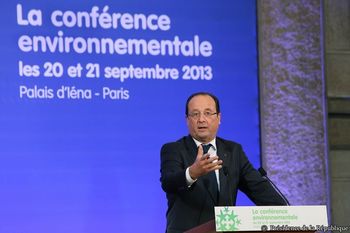 Hollande-Conf envir 2013