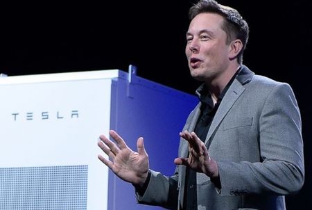 Elon Musk - Avec TelsaPack