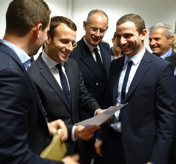 Macron-OptimumTracker