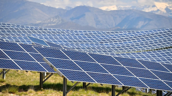 Générique_centrales_sol_LesEchos