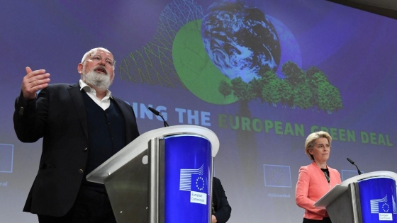 Frans_Timmermans_&_Ursula_von_der_Leyen