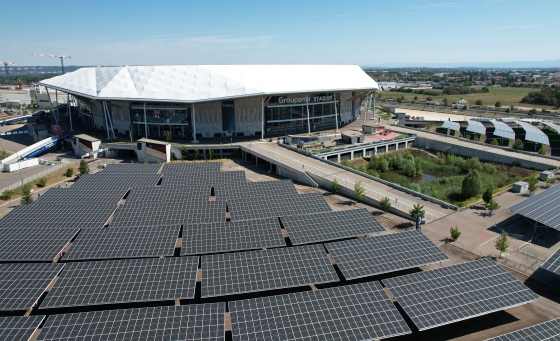 Groupama_stadium_OL_560
