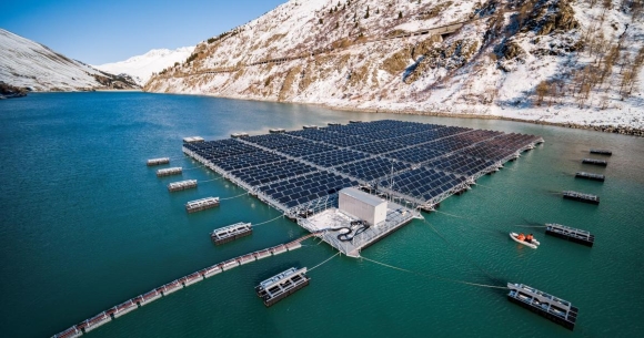 Parc_solaire_flottant_Toules