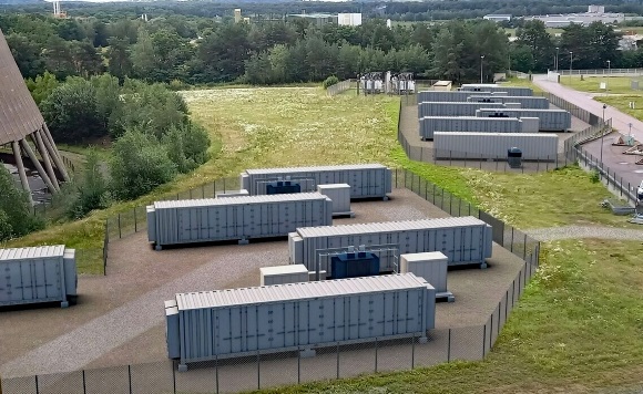 Q_ENERGY_France_-_Photomontage_Merbette_-_Stockage_energie_par_batteries