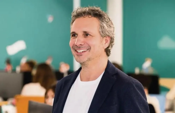 Julien Tchernia Ekwateur