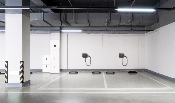 Eaton xStorage Hybrid