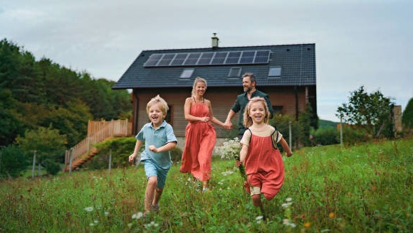 Maison solaire famille
