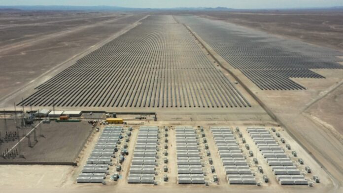 Trina Storage et Atlas