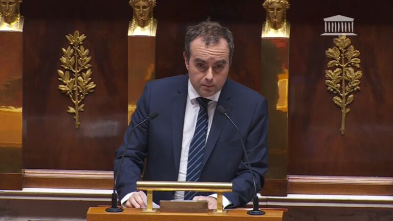 PPE3 : les députés rejettent les motions de censure RN et LFI